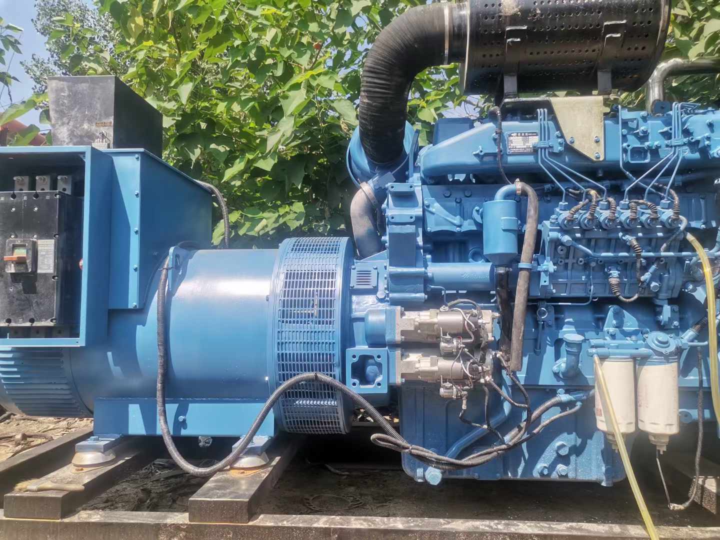崆峒详细说明降低 800kW 柴油发电机输出电流波动的方法