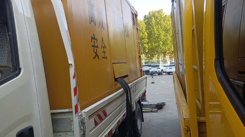 崆峒如何判断柴油发电机组和UPS电源的切换时间是否符合要求？